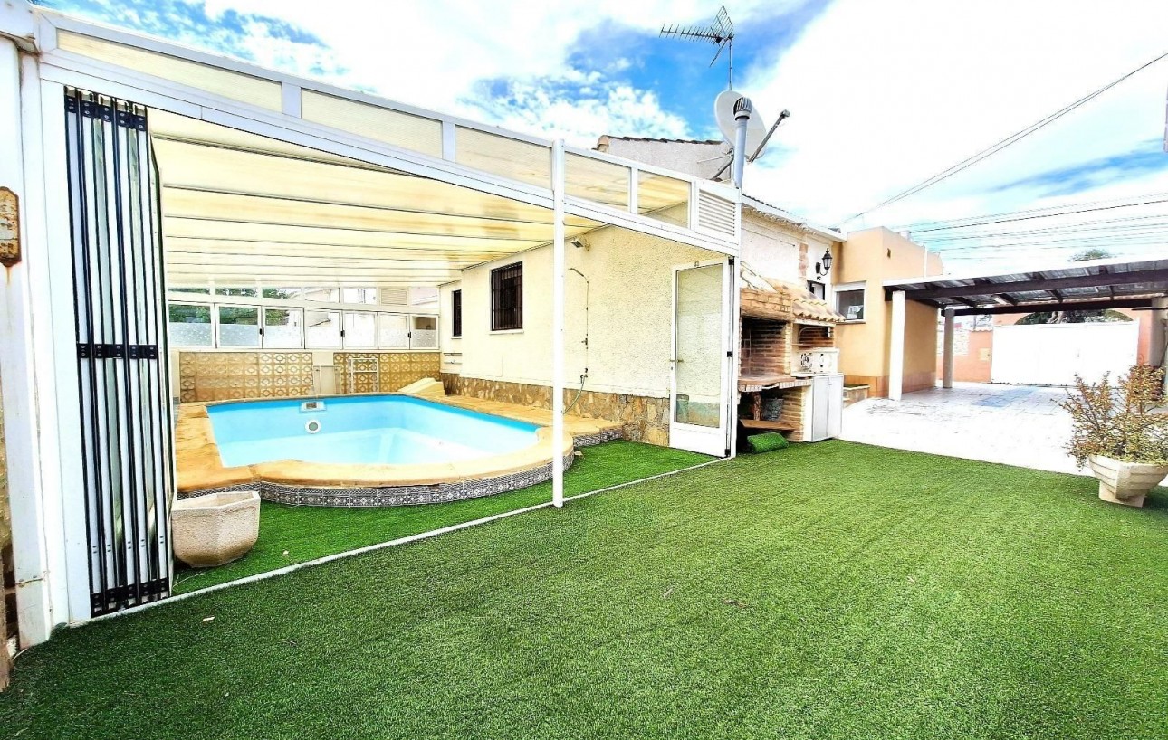 Resale - Bungalow - Torrevieja - San luis