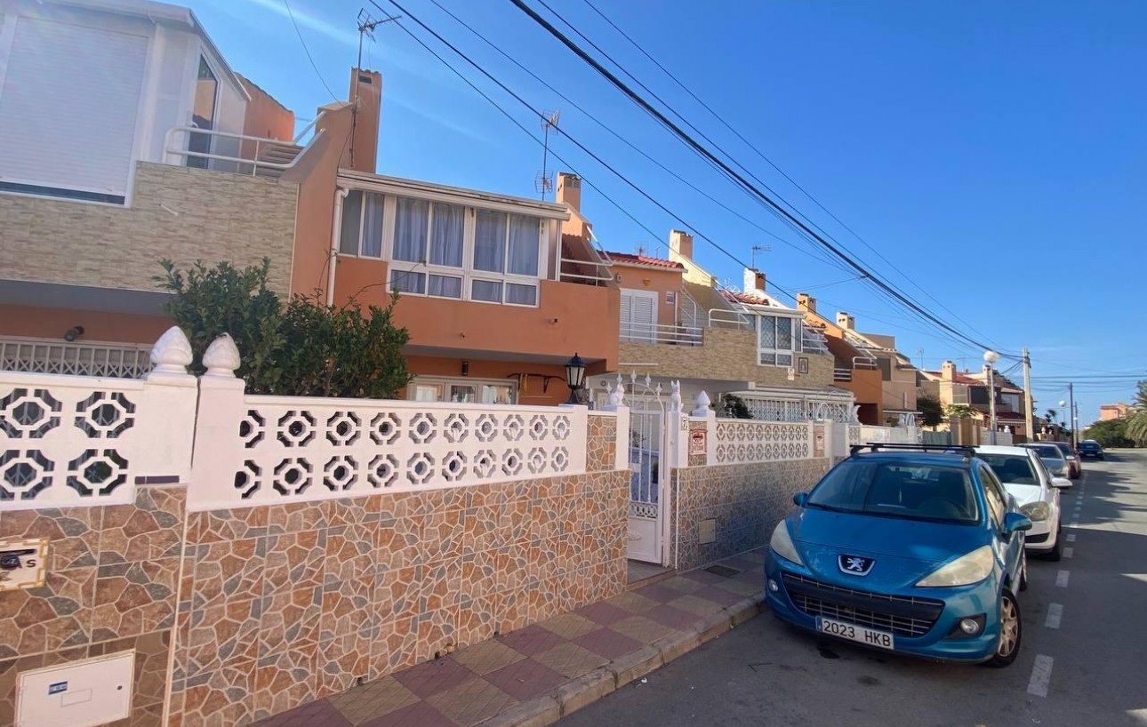 Sale - Townhouse - Torrevieja - Los Frutales