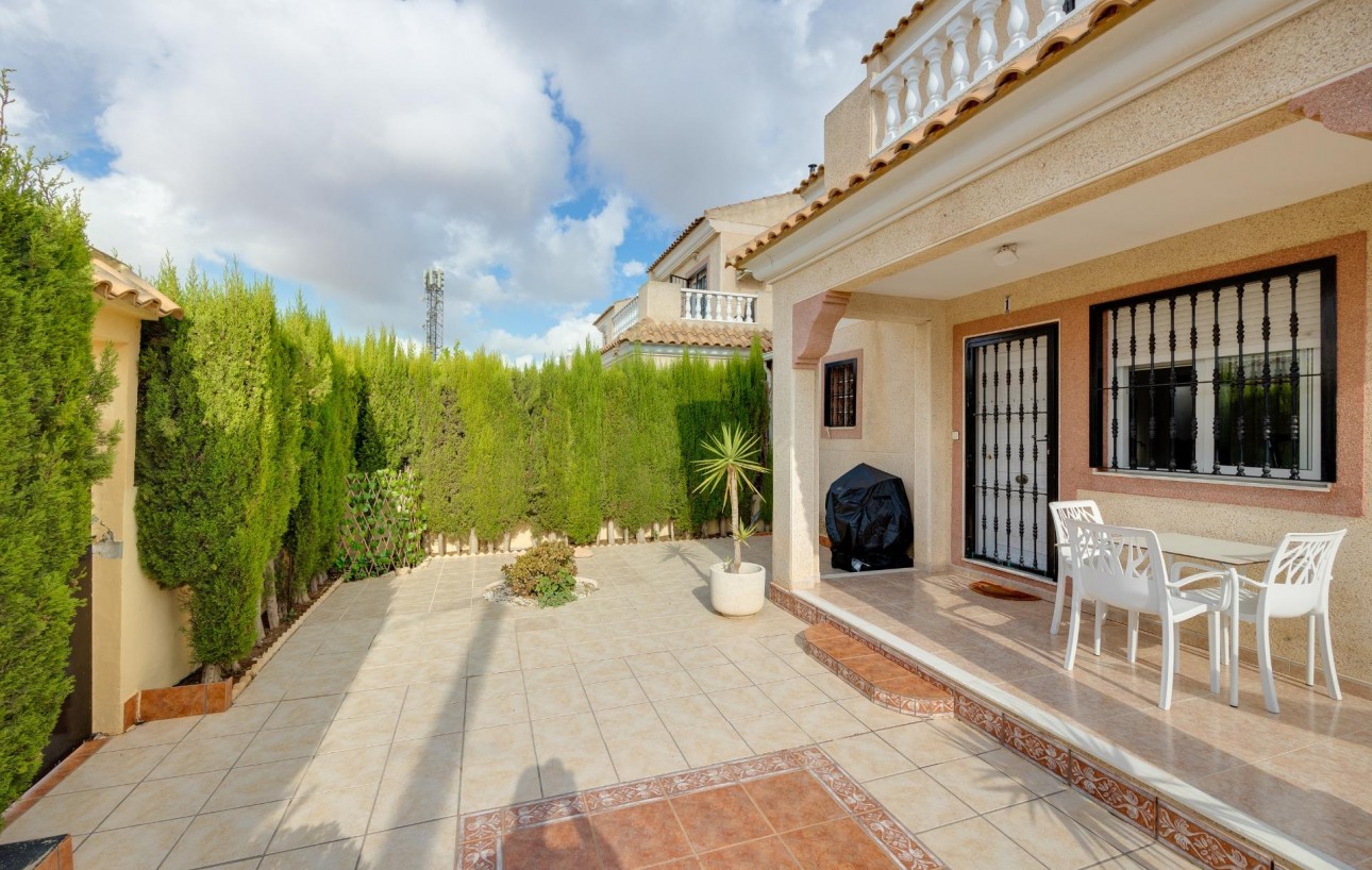 Venta - Chalet - Torrevieja - San luis