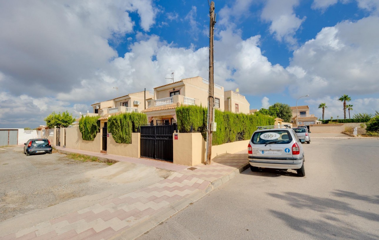 Venta - Chalet - Torrevieja - San luis