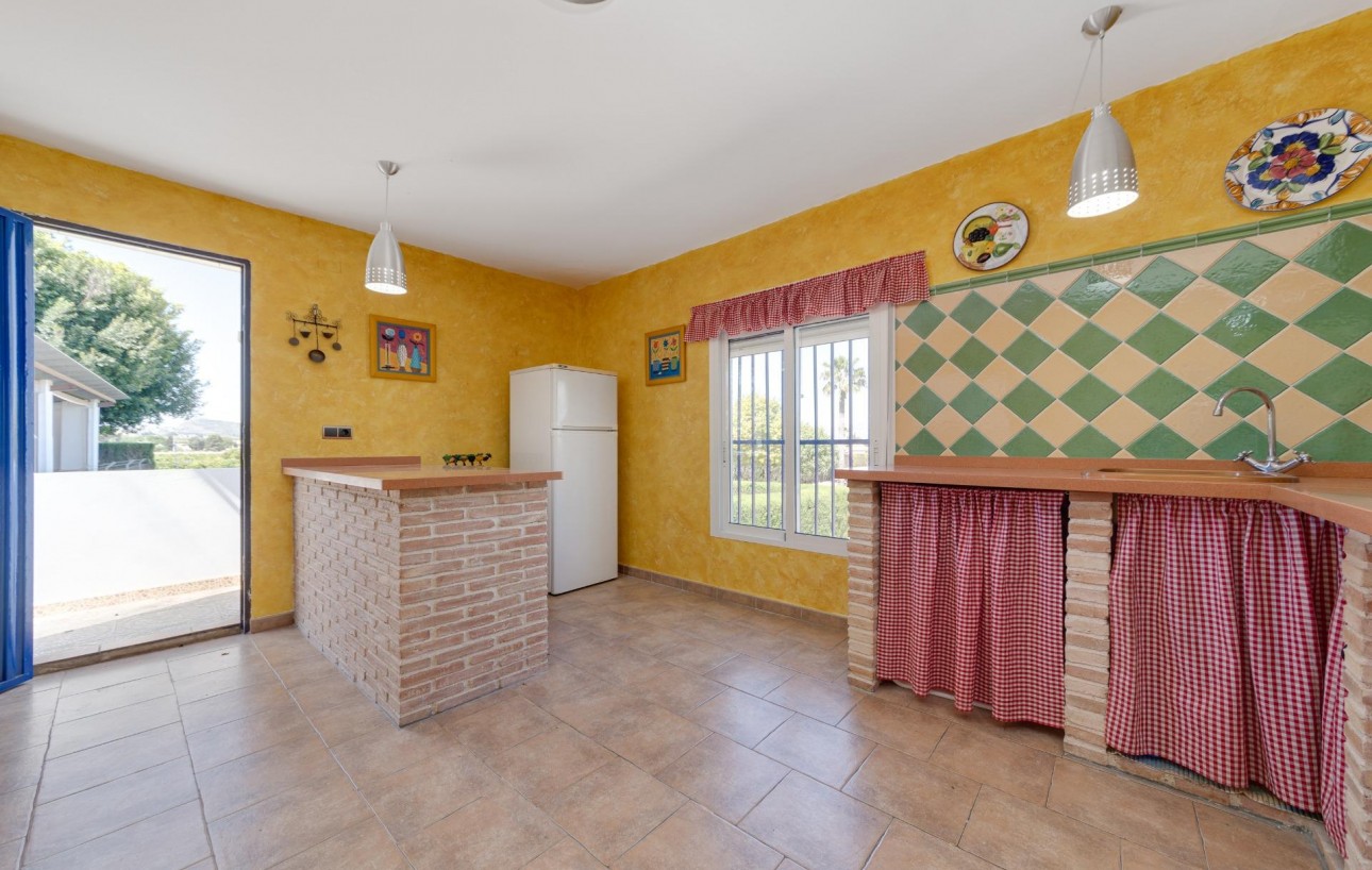 Resale - Chalet - Orihuela - Correntías Bajas