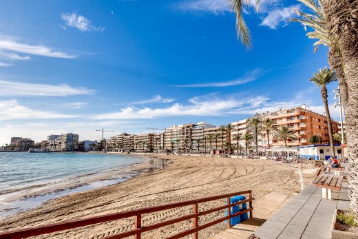 Resale - Lägenhet - Torrevieja - Playa del cura