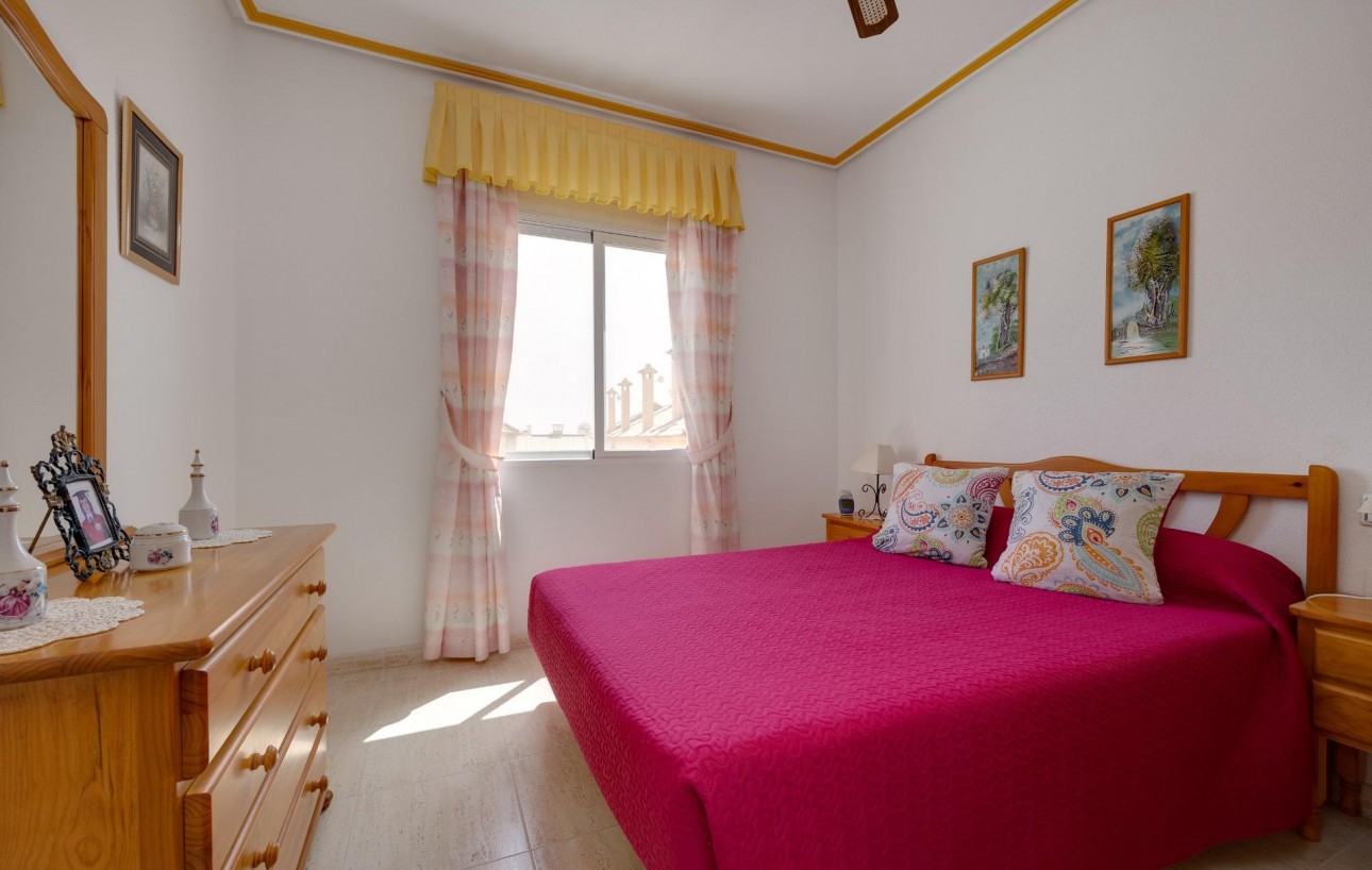 Sale - Bungalow Planta Alta - Torrevieja - Aguas nuevas 1