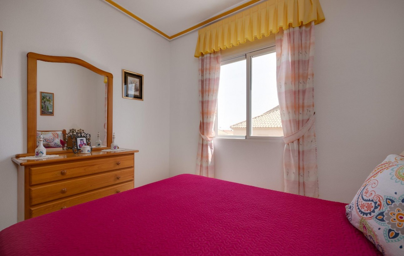 Sale - Bungalow Planta Alta - Torrevieja - Aguas nuevas 1