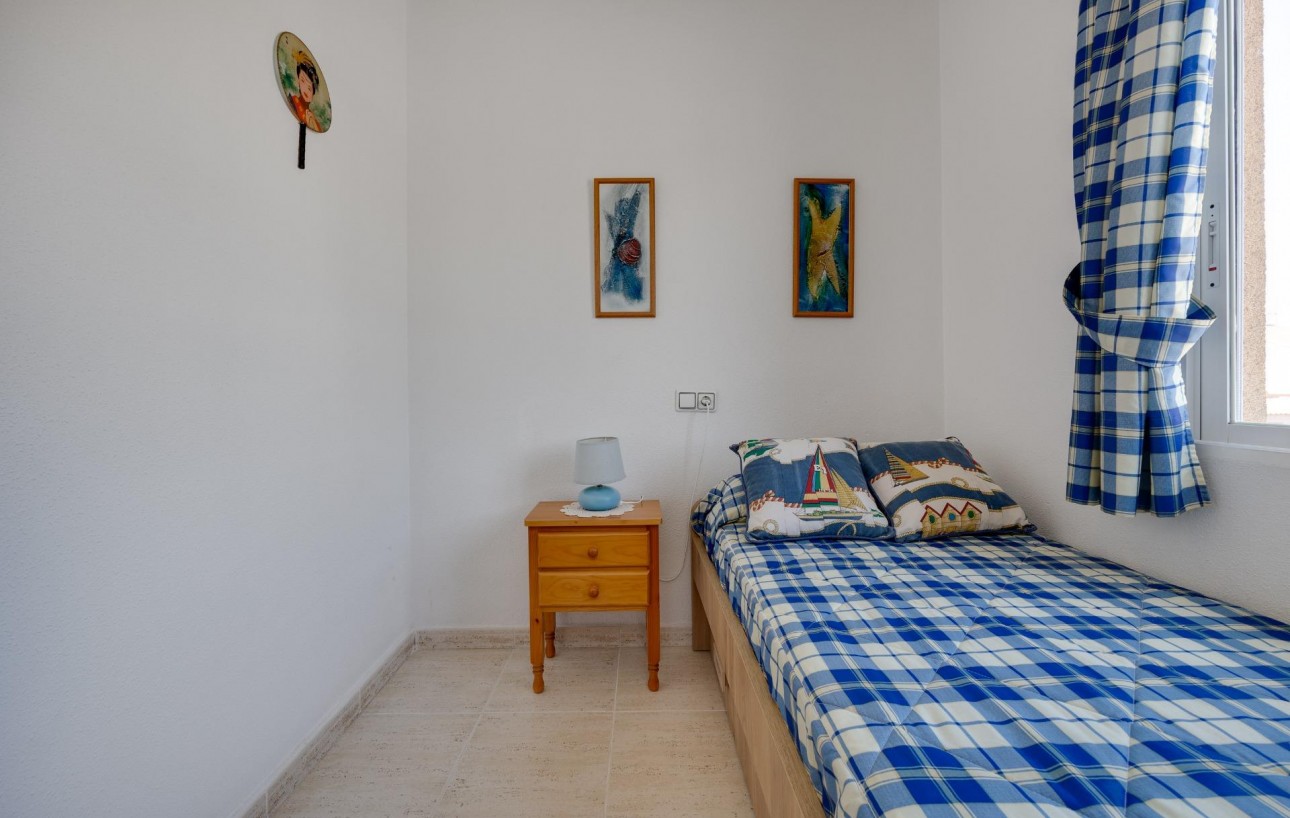 Sale - Bungalow Planta Alta - Torrevieja - Aguas nuevas 1