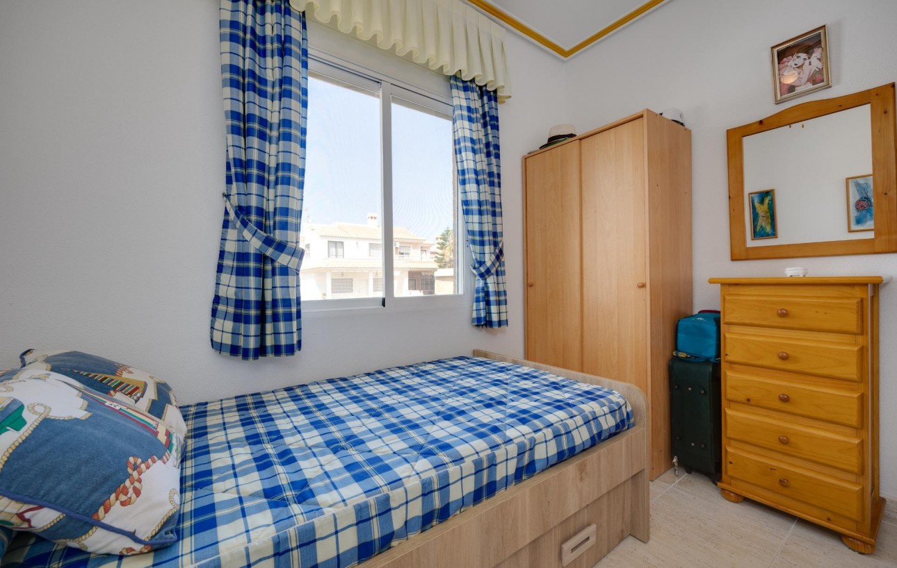 Sale - Bungalow Planta Alta - Torrevieja - Aguas nuevas 1