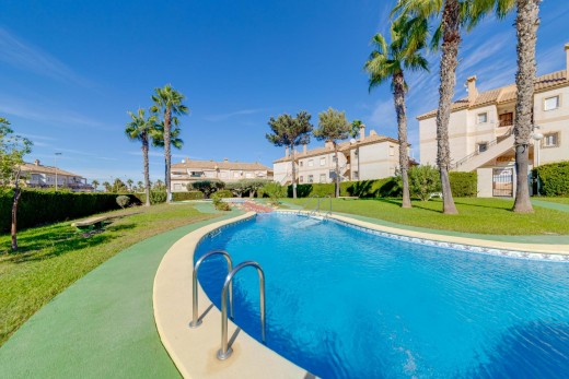 Sale - Bungalow Planta Alta - Torrevieja - Aguas nuevas 1