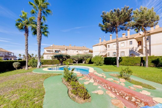 Resale - Bungalow Planta Alta - Torrevieja - Aguas nuevas 1