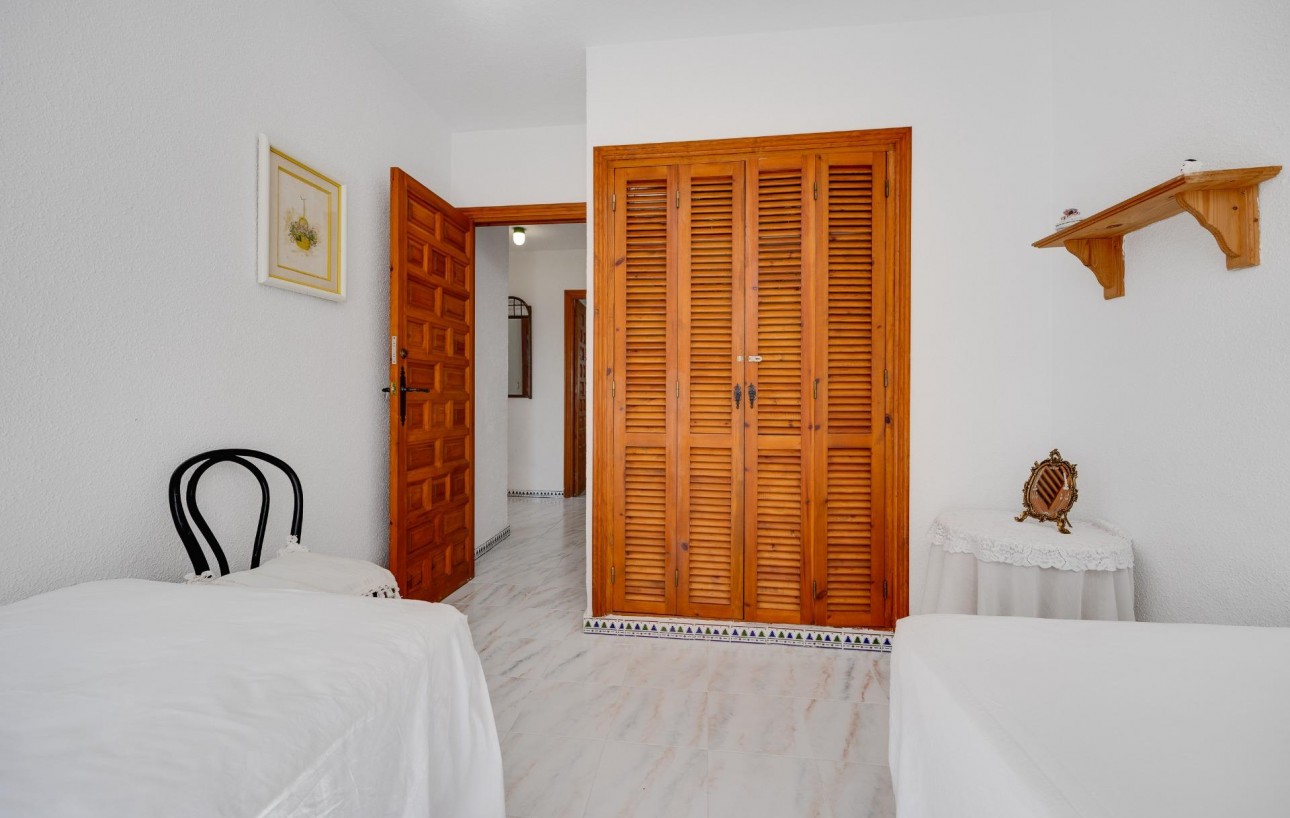 Sale - Apartment - Torrevieja - La Mata