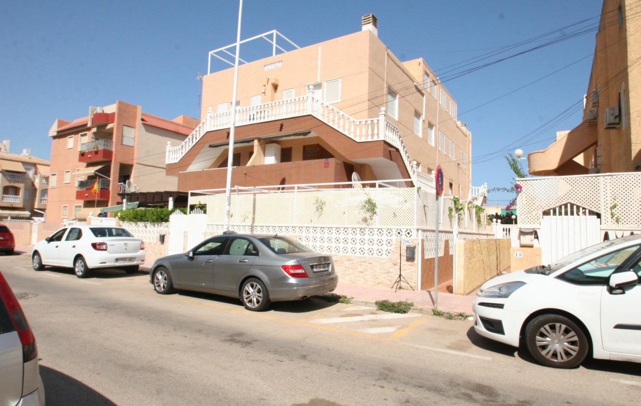 Resale - Lägenhet - Torrevieja - La Mata