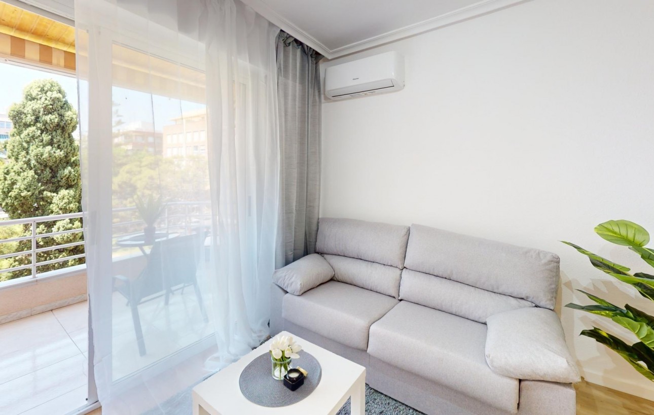 Sale - Apartment - Torrevieja - Playa del cura