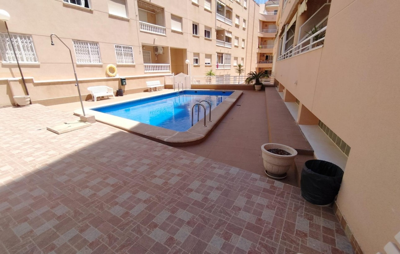 Sale - Apartment - Torrevieja - Playa del cura