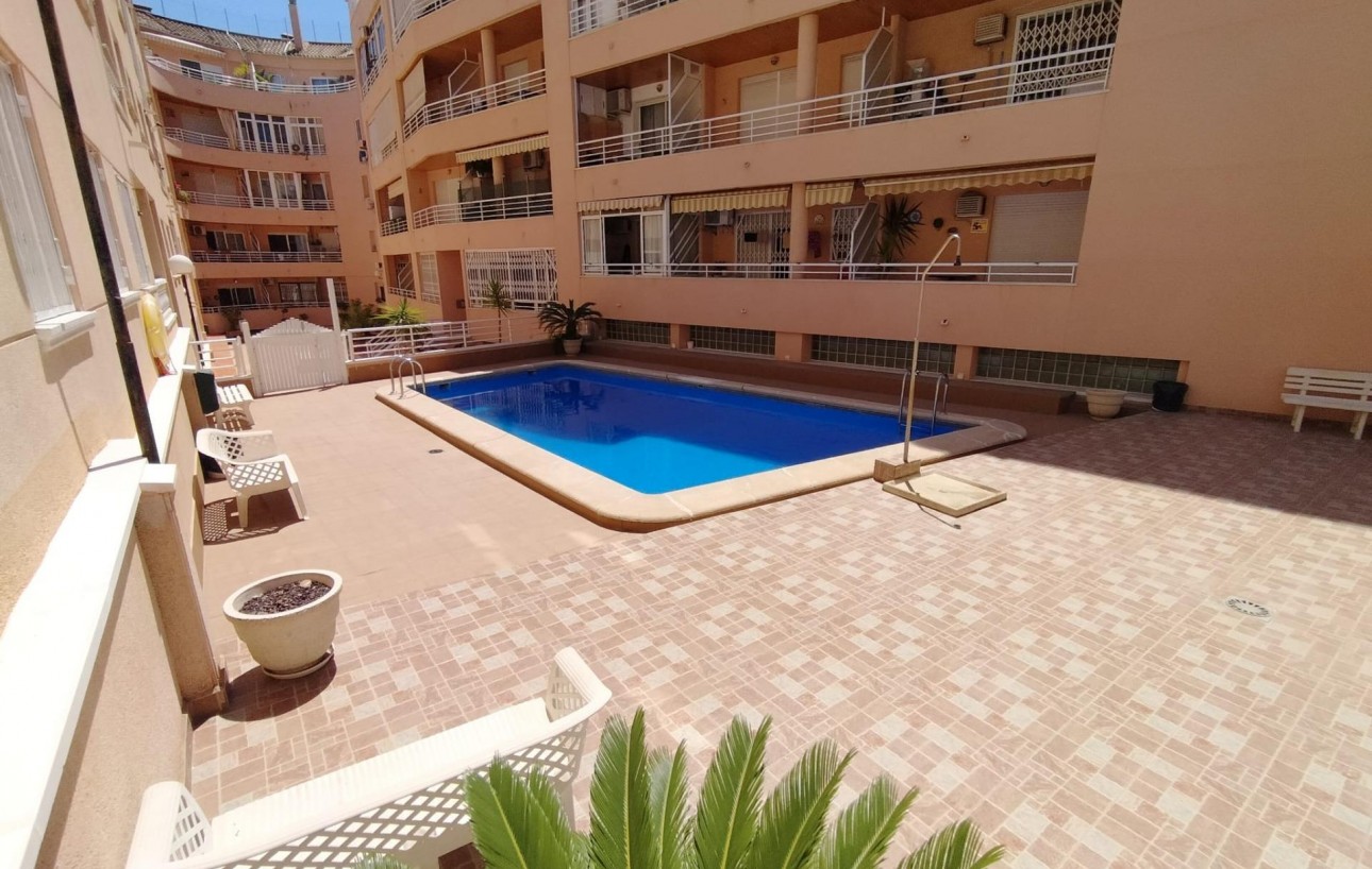 Venta - Apartamento - Torrevieja - Playa del cura