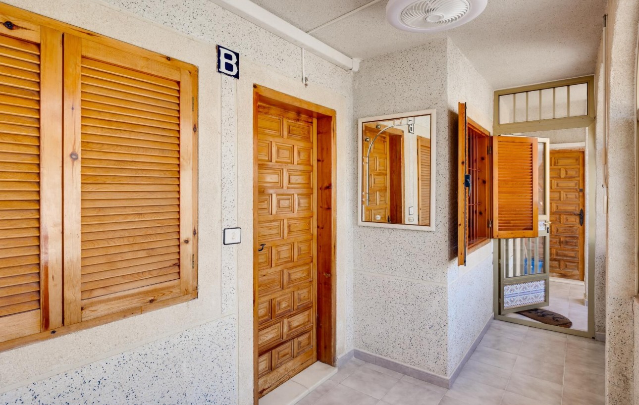 Sale - Apartment - Torrevieja - Acequion