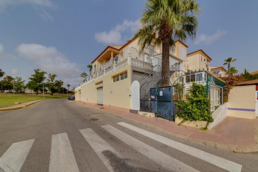 Resale - Bungalow - Torrevieja - Los altos