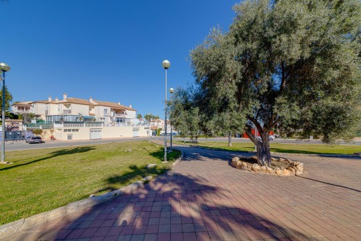 Resale - Bungalow - Torrevieja - Los altos