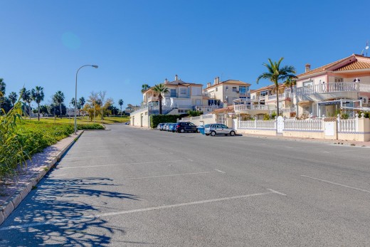 Resale - Bungalow - Torrevieja - Los altos