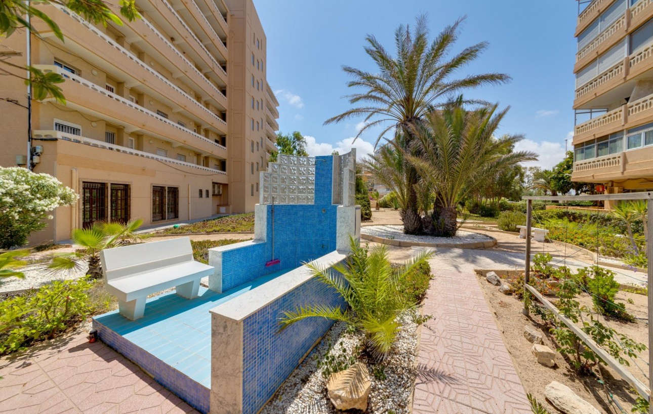 Sale - Apartment - Torrevieja - La Mata