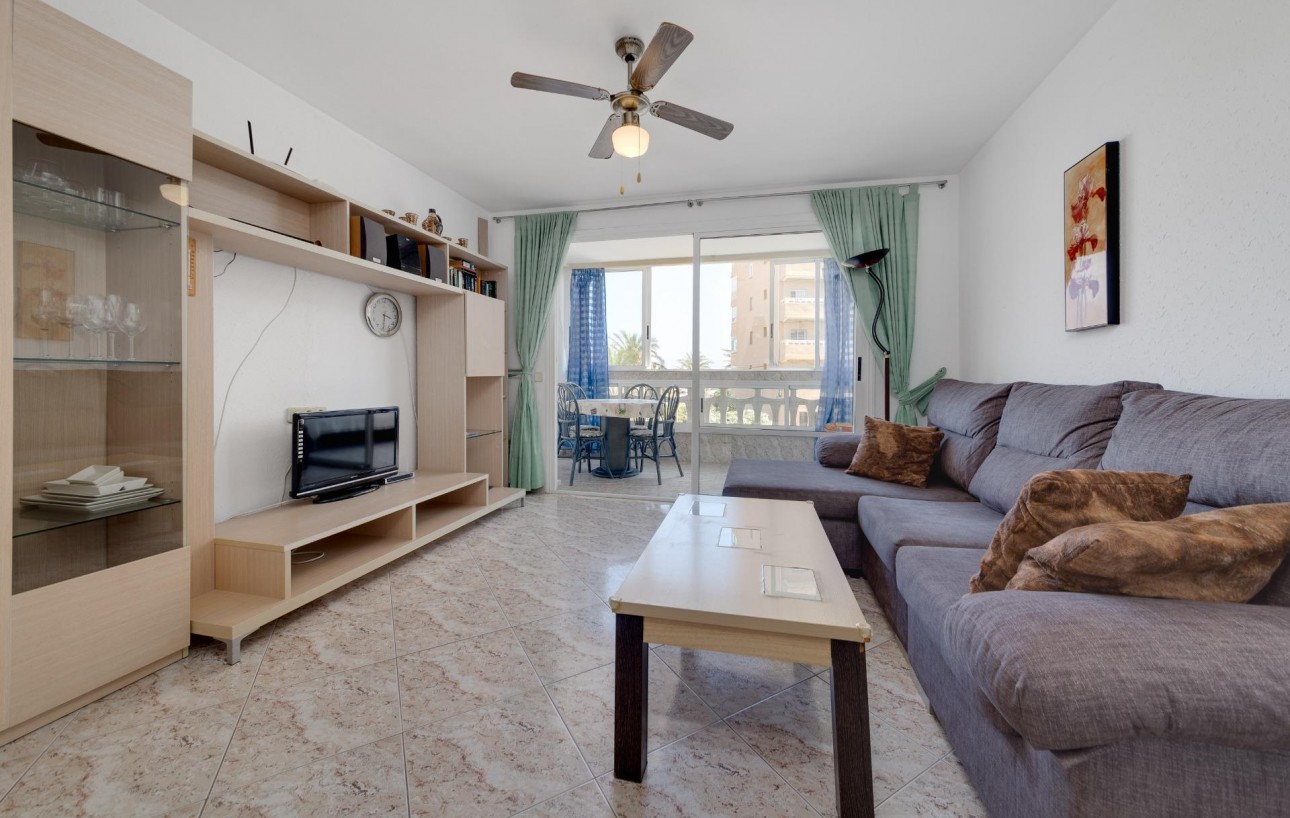 Sale - Apartment - Torrevieja - La Mata