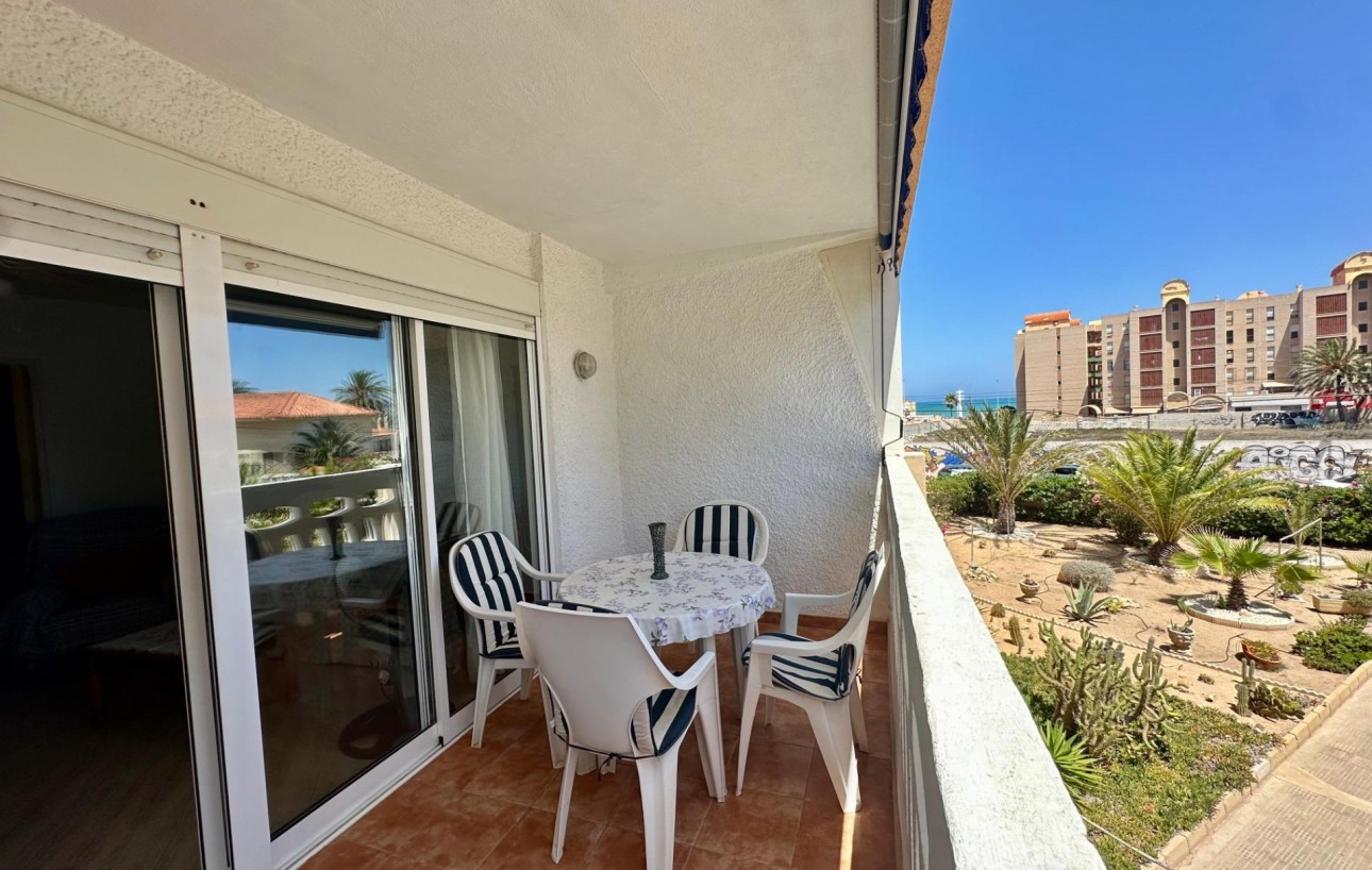 Revente - Appartement - Torrevieja - La Mata