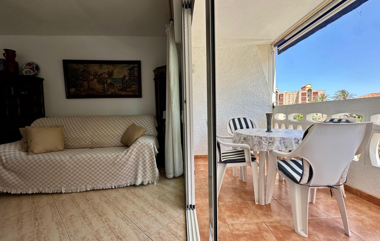 Sale - Apartment - Torrevieja - La Mata