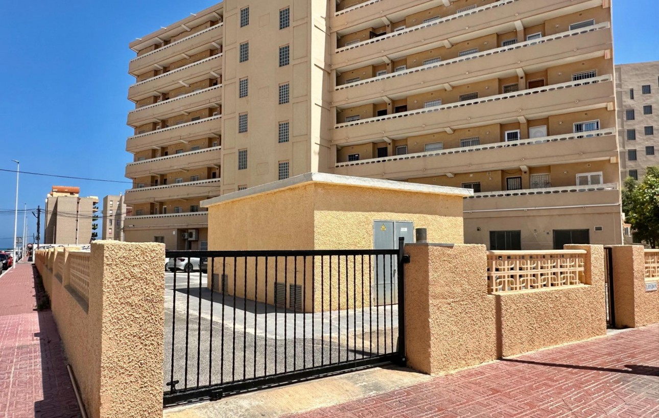 Venta - Apartamento - Torrevieja - La Mata