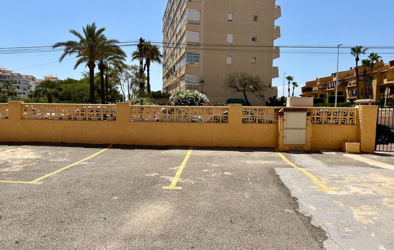 Resale - Lägenhet - Torrevieja - La Mata