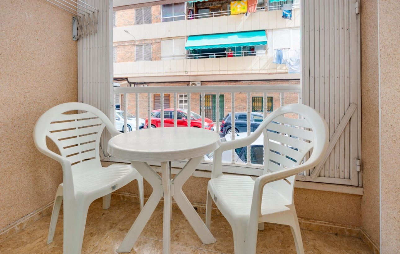 Resale - Wohnung - Torrevieja - Acequion