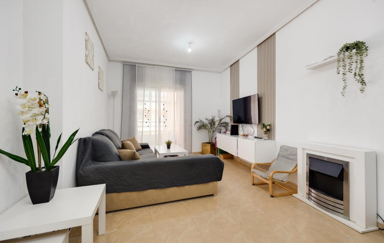 Resale - Wohnung - Torrevieja - Centro