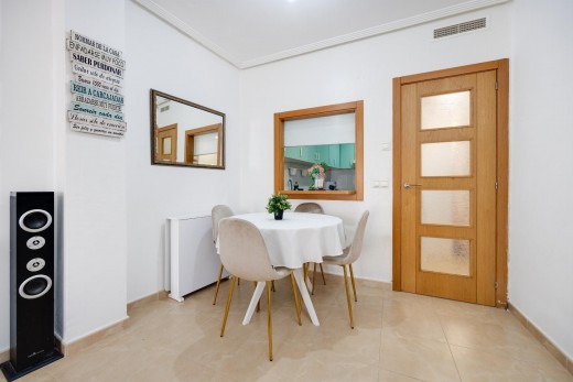 Resale - Wohnung - Torrevieja - Centro