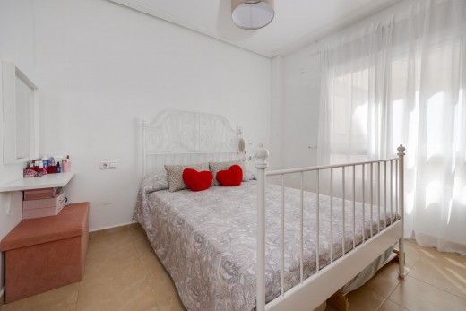 Sale - Apartment - Torrevieja - Centro