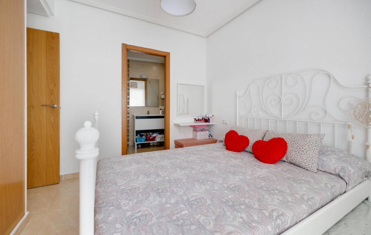 Resale - Wohnung - Torrevieja - Centro