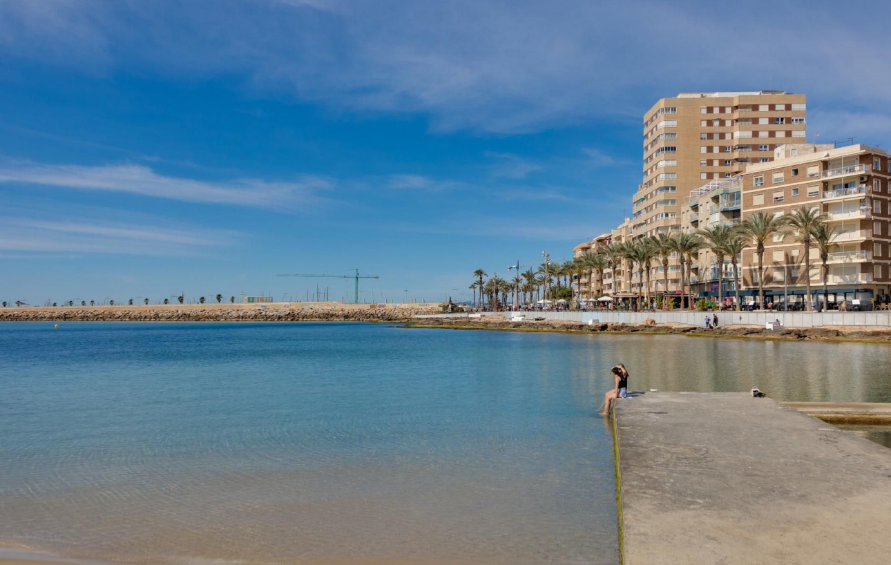 Sale - Apartment - Torrevieja - Centro