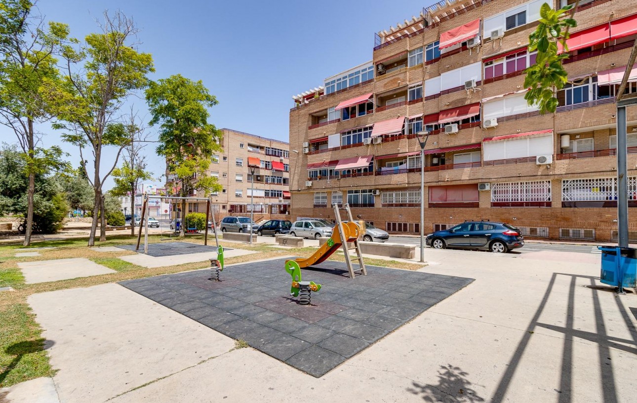 Resale - Lägenhet - Torrevieja - El molino