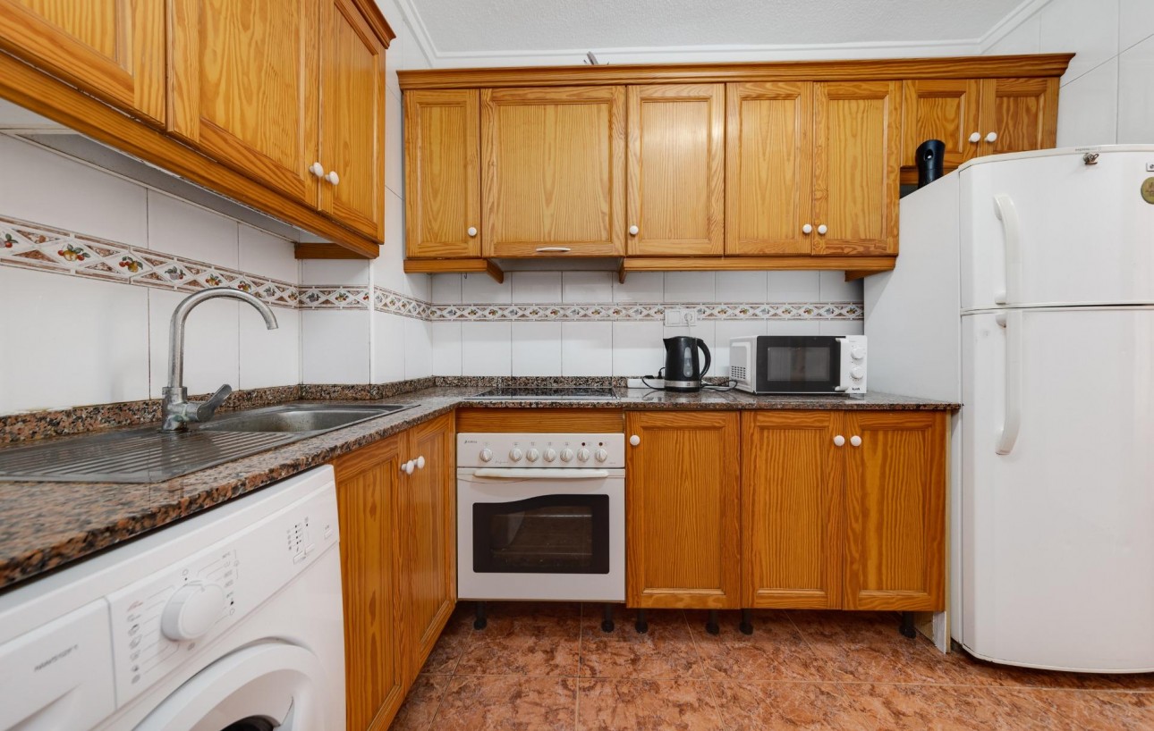 Sale - Apartment - Torrevieja - Playa de los locos