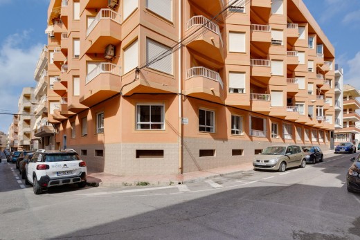 Sale - Apartment - Torrevieja - Playa de los locos