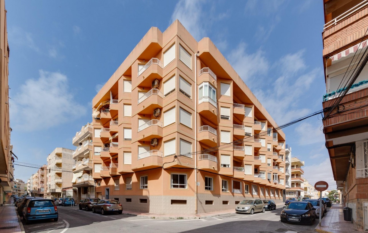 Sale - Apartment - Torrevieja - Playa de los locos