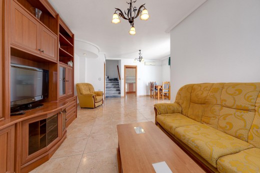 Resale - Chalet - Torrevieja - El limonar