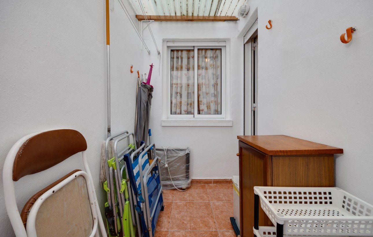 Resale - Wohnung - Torrevieja - Playa de los locos