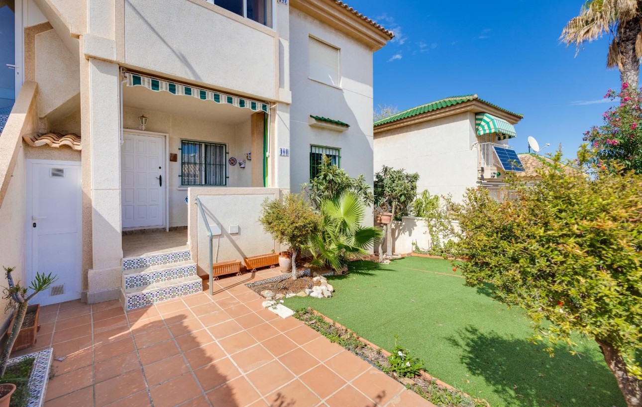 Resale - Bungalow - Torrevieja - Los altos