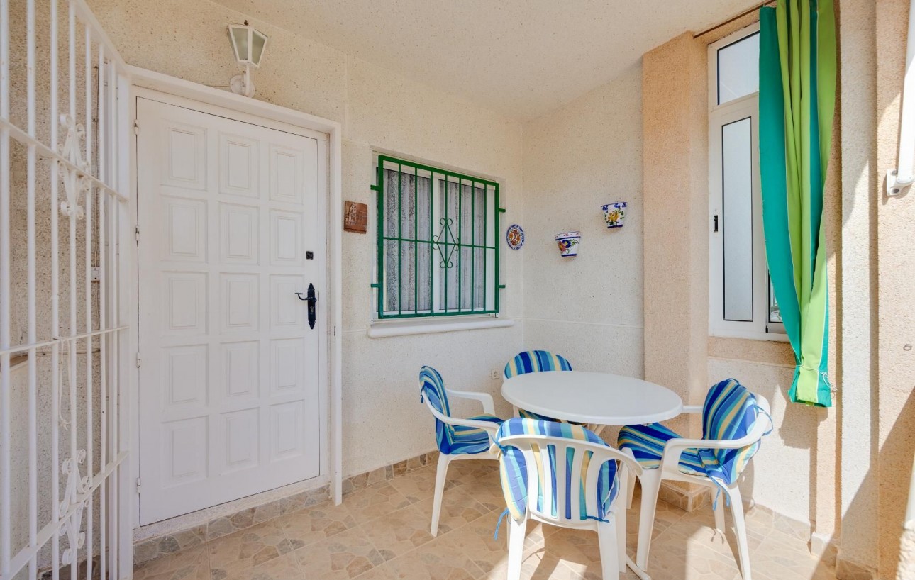 Resale - Bungalow - Torrevieja - Los altos