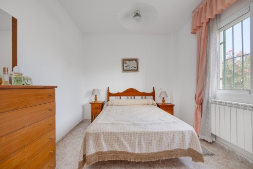 Resale - Bungalow - Torrevieja - Los altos