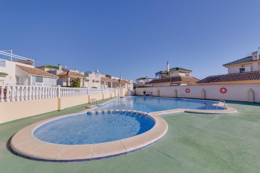 Resale - Bungalow - Torrevieja - Los altos