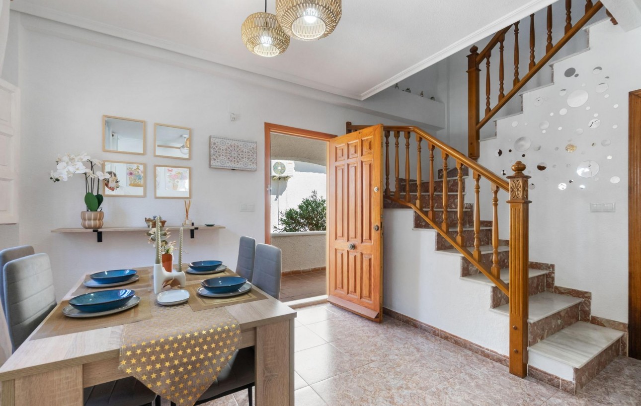 Venta - Villa - Torrevieja - Los altos