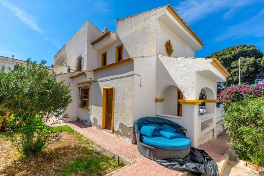 Venta - Villa - Torrevieja - Los altos