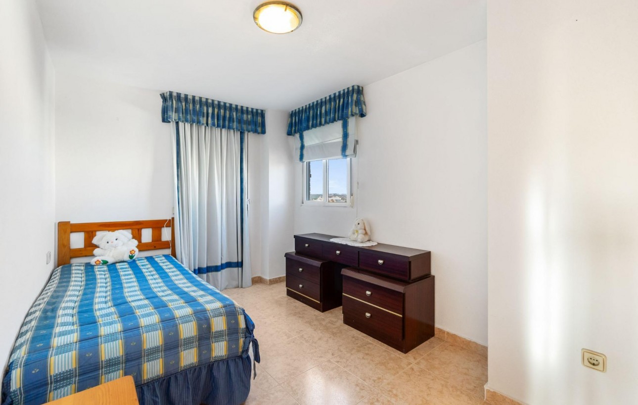 Resale - Wohnung - Torrevieja - Calas blanca