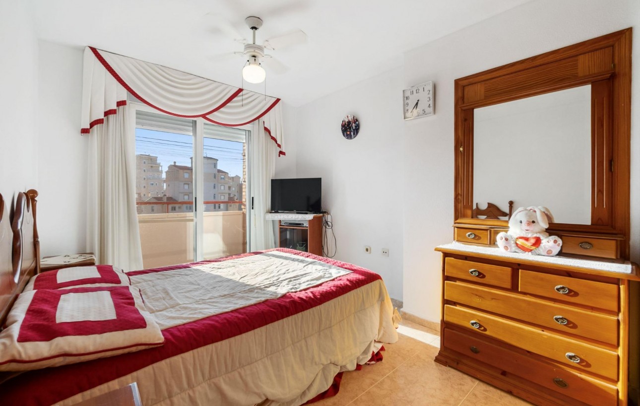 Resale - Wohnung - Torrevieja - Calas blanca