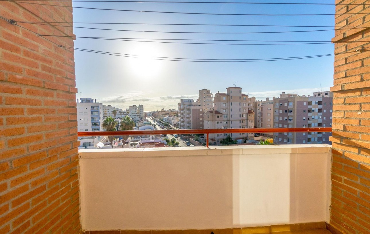 Resale - Wohnung - Torrevieja - Calas blanca