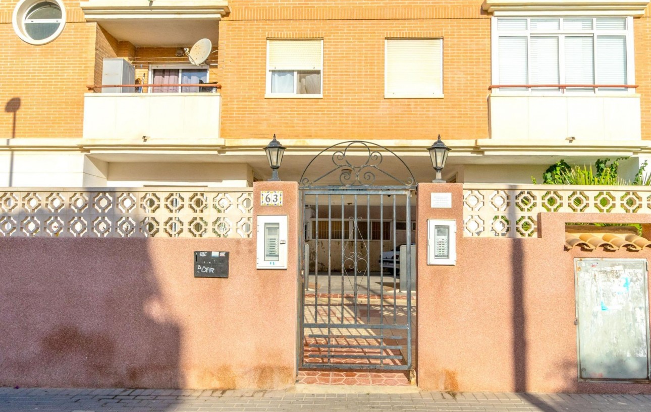 Venta - Apartamento - Torrevieja - Calas blanca