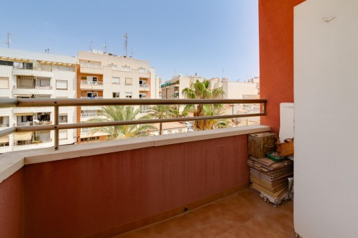 Sale - Apartment - Torrevieja - Centro